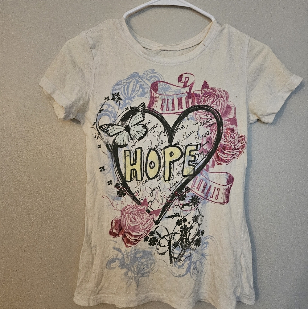 Small Kohl's Hope T-shirt